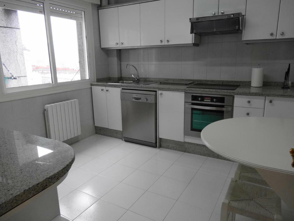 Apartamentos Pontevedra San Salvador de Poio Екстериор снимка
